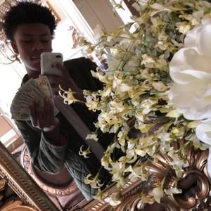 Meet your Posher, Marc